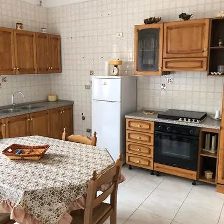 Apartman Comodo, Spazioso E Luminoso A *