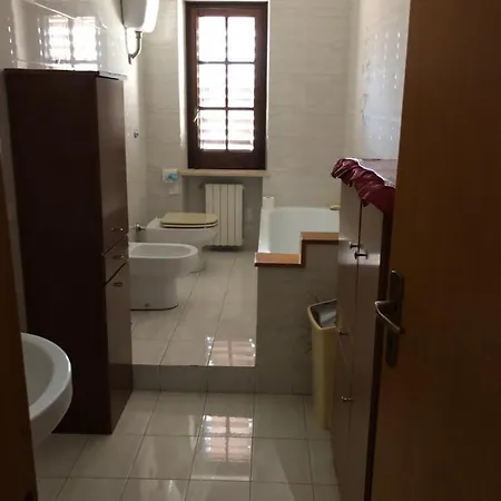 Apartman Comodo, Spazioso E Luminoso A